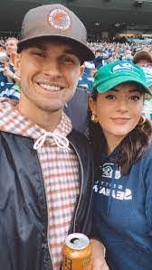 Julie Wurst's Instagram, Twitter & Facebook