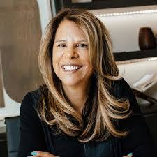 Wendy Pulliam's Instagram, Twitter & Facebook