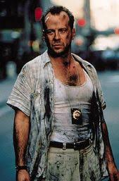  Mcclane Bleibt Einfach Nichts Erspart Filmstars Stirb Langsam Bruce Willis