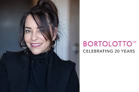 To celebrate the 20th anniversary of her eponymous architecture firm, tania bortolotto invited collaborators and clients to a festive cocktail. Celebrating 20 Years