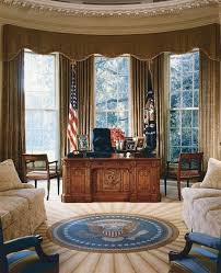 A075085dea16057cbe860056b5cd2a5b The Whitehouse Is The Official Residence And Workplace Of The P White House Bedroom White House Washington Dc White House Usa