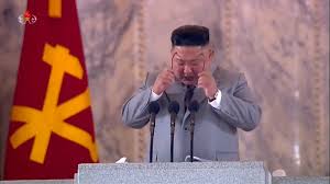 金正恩朝鲜党庆阅兵式上“哽咽致辞” - BBC News 中文