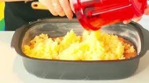 Du kannst mir auch gerne deine zukommen lassen, die du mit tupper produkten gekocht oder gebacken hast. Tupperware Rezept Apfel Schuttelkuchen Youtube
