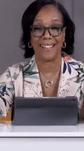 Sharon Dean Nesbit (@thesharondean) • Instagram photos and videos