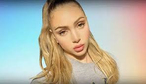 Ashley Height's Instagram, Twitter & Facebook