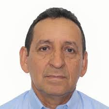 Eduardo Moya's Instagram, Twitter & Facebook