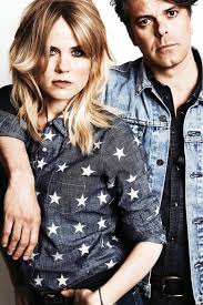 Dutch country music and pop singer whose 1998 debut album, world of hurt, won her an edison award and a tmf award in 1999. Ilse Delange Von The Common Linnets Ubernimmt Rolle In Der Us Serie Nashville Presseportal