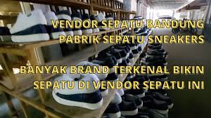 Salah satu merek sepatu lokal yang sudah ternama di indonesia adalah eagle. Vendor Sepatu Sneakers Merek Tvf Dan Blackmaster Di Bandung Pabrik Sepatu Bandung Youtube