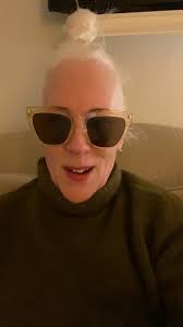 Sue Costello (@iamsuecostello) • Instagram photos and videos