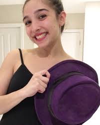 I encourage you to give someone your smile today. 😌💕, Comment below with  one act of kindness you did/ will do today. , 💛, #melmakesmoves  #kindnessmaters #bekind