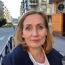 Emma Kari (@EmmaKari)