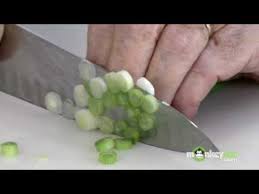 Read on to learn how to select, store, and cut green onions. How To Slice Green Onions Youtube