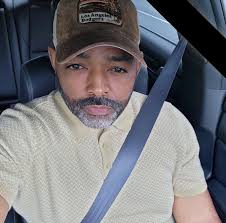 Adrien Broner kicked off of Cam'ron's show after being fresh towards his  co-host and continuing after he asked him to stop making her uncomfortable!  Tap into the latest w/ @lorenlorosa