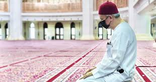 Merujuk kepada perkara 160 perlembagaan persekutuan, melayu itu mestilah seseorang yang jadi, mereka yang tidak beragama islam tidaklah boleh dikategorikan sebagai melayu dalam konteks malaysia. Tak Sepatutnya Sesama Muslim Berusaha Keluarkan Dia Dari Islam Dr Zulkifli Isu Semasa Semasa Forum Cari Infonet