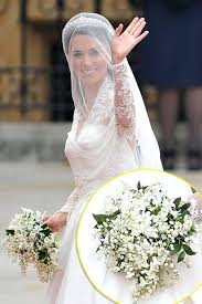 Want A Wedding Bouquet Like Kate Middleton S Get All The Details White Wedding Bouquets Queens Wedding Middleton Wedding