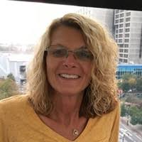 100+ perfiles de «Tasche»