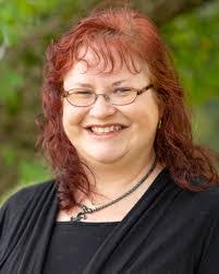 Jodi Gill's Instagram, Twitter & Facebook