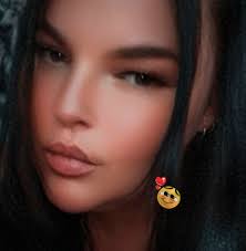 Psychology says that when women face constant stress and uncertainty, their  bodies learn to live in SURVIVAL mode. They stay alert, tense, and  exhausted, always waiting for the next thing to go