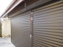 Productie, livrare, instalare si mentenanta. Usi De Garaj Sc Top Plus Design Srl Sc Top Plus Design Srl