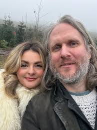 Happy communing with trees day, cuz that's what our Christmas turned into.  🎄