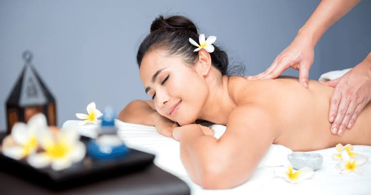 Everybody Deserves a Massage Week | Moyer Total Wellness