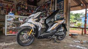 Street modif simple, beat street ditampilkan hanya sebagai ide modifikasi beat street babylook kontroversial! Modifikasi Honda Beat Street White Gold