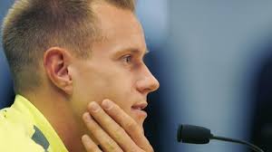 Anak SD Berondong Iniesta dan Ter Stegen dengan Pertanyaan