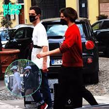 I due tommaso, uno zorzi e l'altro stanziani, sono stati beccati insieme per le vie di milano sembra proprio che. Tommaso Zorzi E Tommaso Stanzani Insieme Whoopsee
