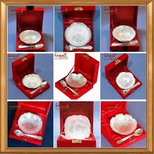 Baby shower prizes vs favors vs raffle prizes. Indian Wedding Return Gifts For Guests Indian Baby Showers Indian Wedding Gifts Indian Baby Shower Decorations