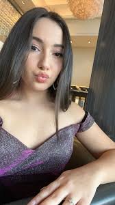 Waiting to sing at Sabrina's and...