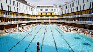 Сурадж шарма, ирфан кхан, аюш тандон и др. Das Freibad Piscine Molitor In Paris Gehort Zu Den Wohl Teuersten Der Welt Welt
