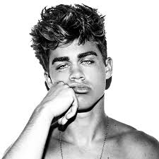 Matthew Crawford's feet exposed for your pleasure - Raw XXX