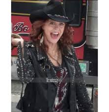 She is of italian descent on her mother's side and english, irish, welsh. A Bad Moms Christmas Susan Sarandon Carla S Mother Studs Jacket
