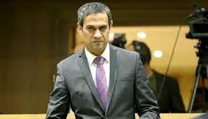 ابو بكر سالم قلبي معى الأحباب. C7etpg 4aluy M