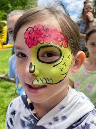 McDonald's Farmington staff swap toy for granddaughter