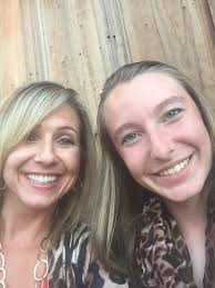 Lori Dial (@LoriDial)