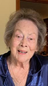 Marie Buck's Instagram, Twitter & Facebook