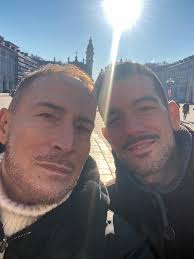 Photos by Dr. Lee Wittenberg (@drfootsie) · December 19, 2025