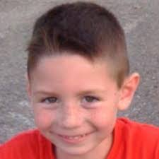 Bradley Metts's Instagram, Twitter & Facebook