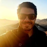 30+ perfiles de «Javier Mitchell»