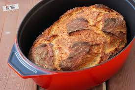 kartoffelbrot mit sauerteig im topf gebacken rezept kartoffelbrot sauerteig brot backen sauerteig