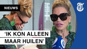 Vele hits en ook vele jaren later gaat connie heel anders door het leven. Connie Huilt Bij Terugzien Sieraden Ik Sta Te Bibberen Youtube