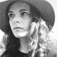 200+ perfis com “Goldacker”