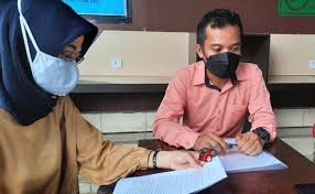 Malah belakangan beberapa gerai 212 mart tutup pada awal 2020. Tiga Gerai 212 Mart Di Samarinda Tutup Anggota Koperasi Lapor Polisi Beritakaltim Co