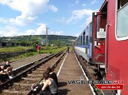 Nu există cursă baia mare ↔ satu mare. Foto VacanÈÄ Cu Ghinion Trenul Satu Mare Mangalia S A Defectat