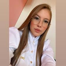 Amanda Baumann's Instagram, Twitter & Facebook