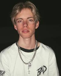 Hot blonde hair guys with cool haircuts and styles #menshairstyles #menshair #menshaircuts #menshaircutideas #menshairstyletrends #mensfashion #mensstyle #fade #undercut #blondehair #blondemen. Zephan Clark Blonde Boy Aesthetic Grunge Boy Hair Blonde Hair Boy