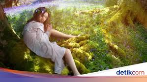 Pada kenyataannya, masa subur wanita bukan terjadi 14 hari sejak hari pertama menstruasi, tetapi 14 hari sebelumnya. 10 Ciri Ciri Masa Subur Wanita