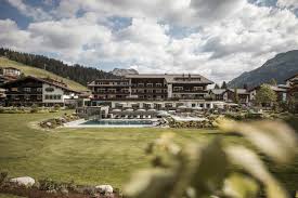In addition to some lifts and cable cars, some restaurants are also open for you. Hotel Arlberg Lech Lech Am Arlberg Updated 2021 Prices