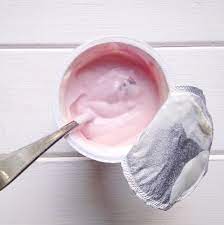 5 tips to spot spoiled yogurt people think greek yogurt is thick, but yogurt made in a pure crock pot (one made from 100% primary clay and without glaze) is much better because liquid probiotics don't sift; Can You Eat Expired Yogurt Food Safety Experts Weigh In
